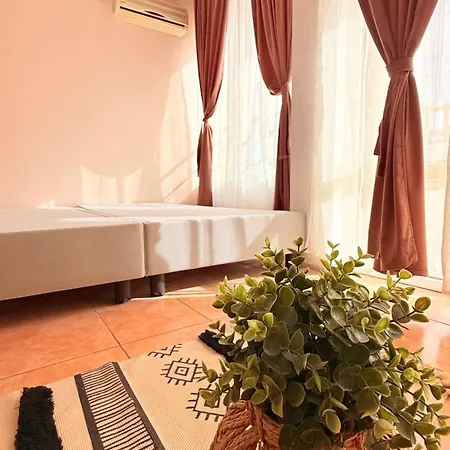 Vibes 4you, Sunny Apartament