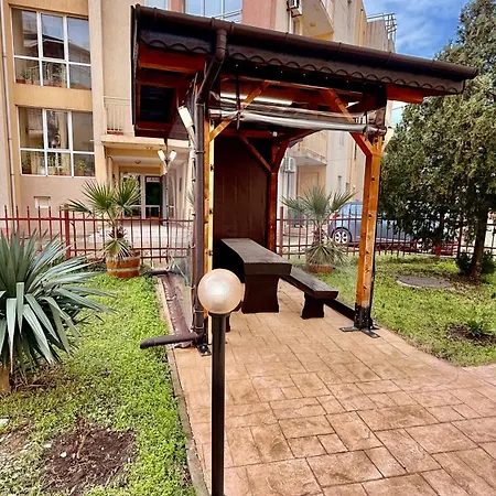 Vibes 4you, Sunny * Sunny Beach